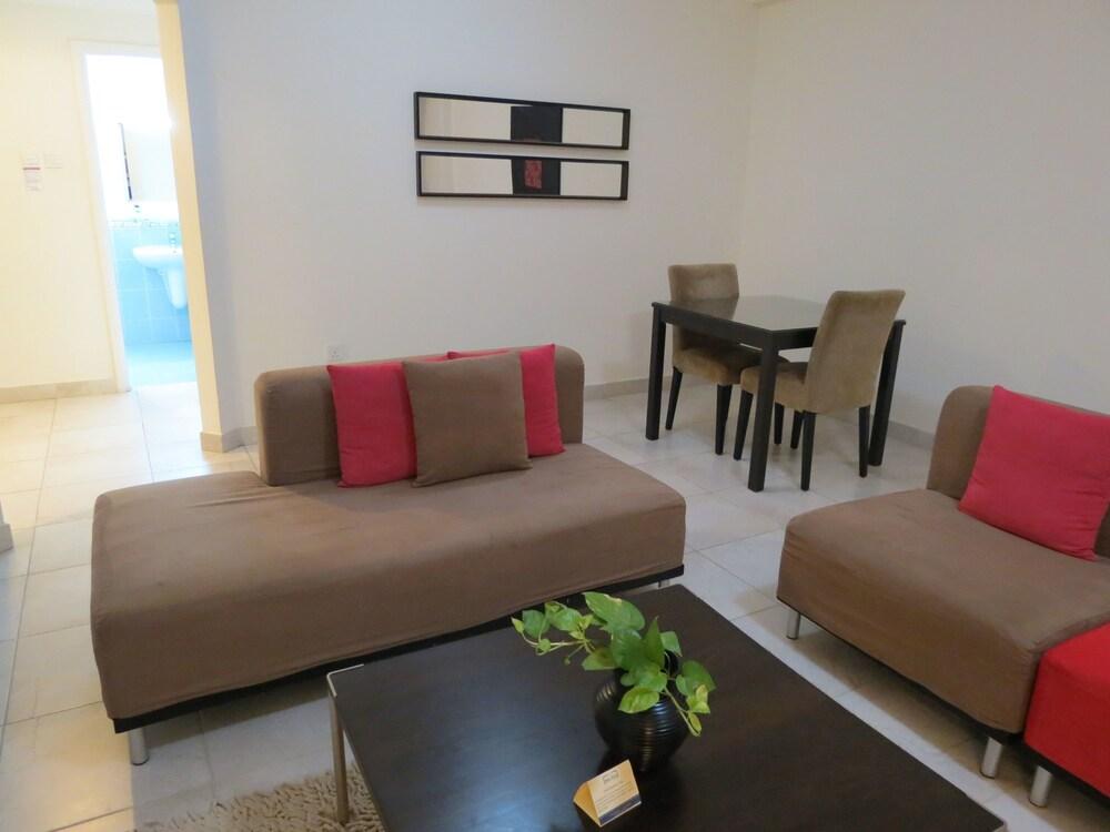 Midan Hotel Suites Muscat Exterior foto