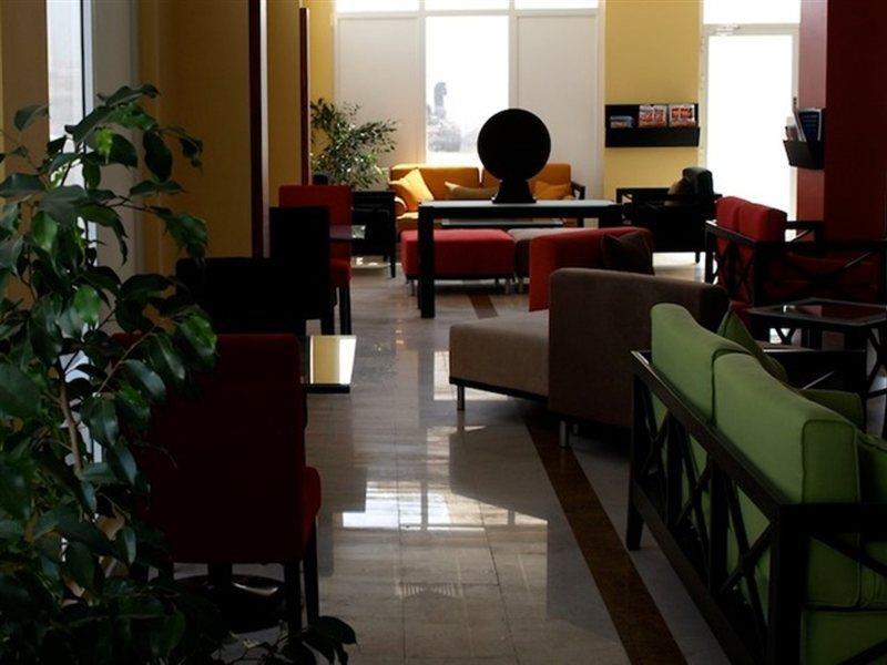Midan Hotel Suites Muscat Exterior foto